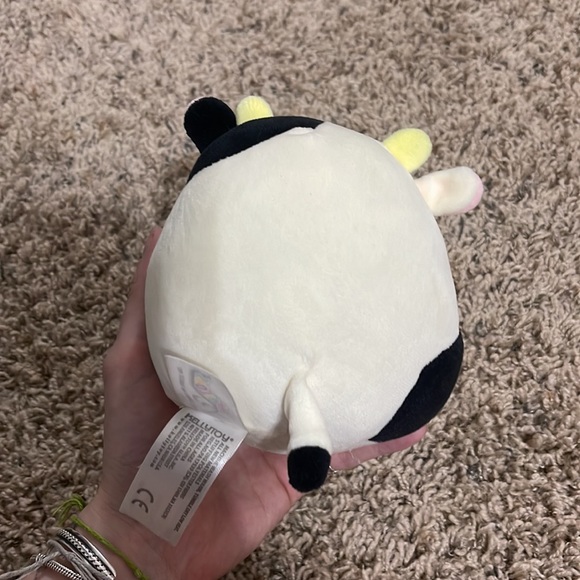 (SOLD) NWT 5” 2018 Conner the Cow Squishmallow - Picture 3 of 7